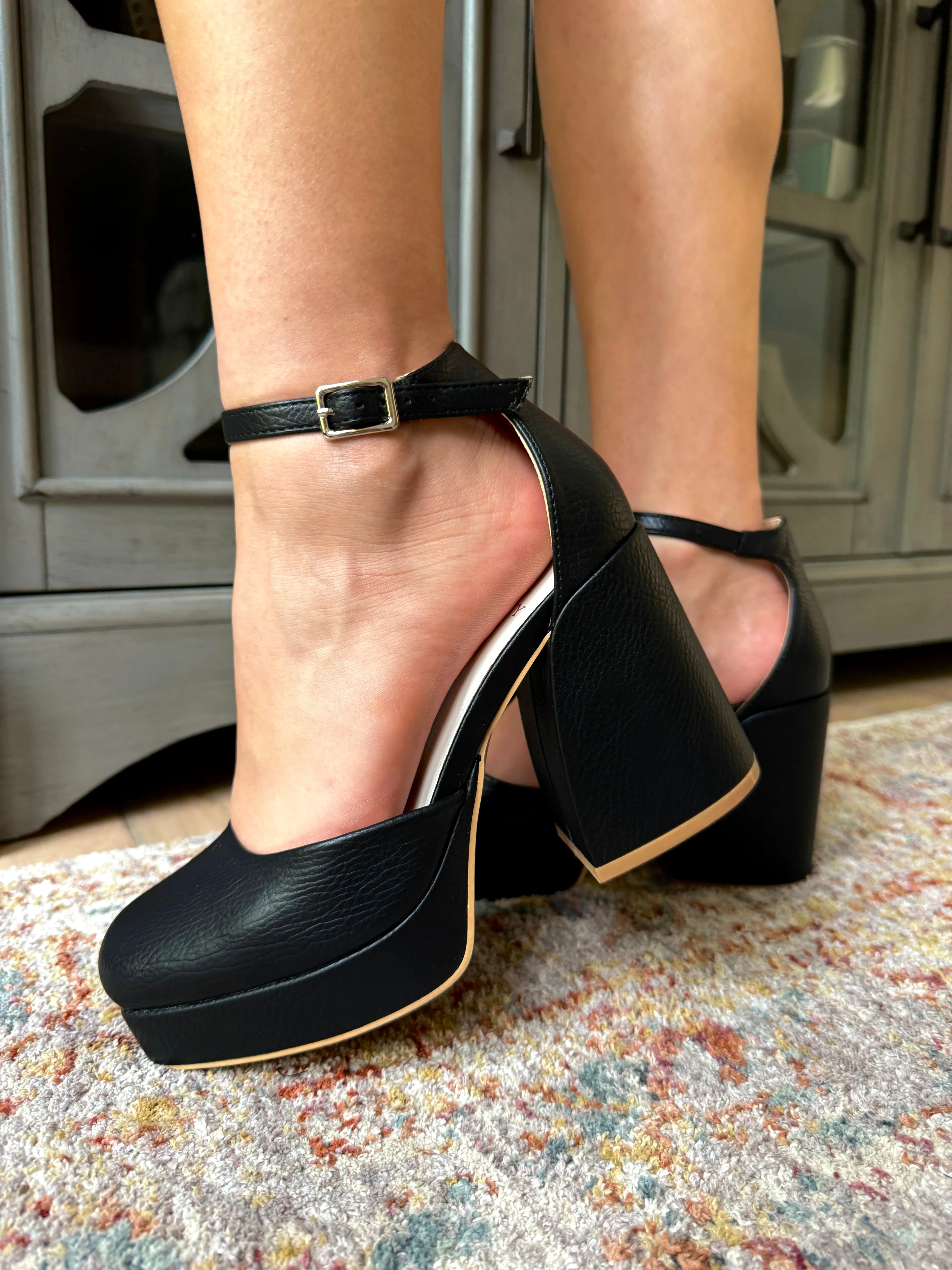 Doll Platform Heels (Black)