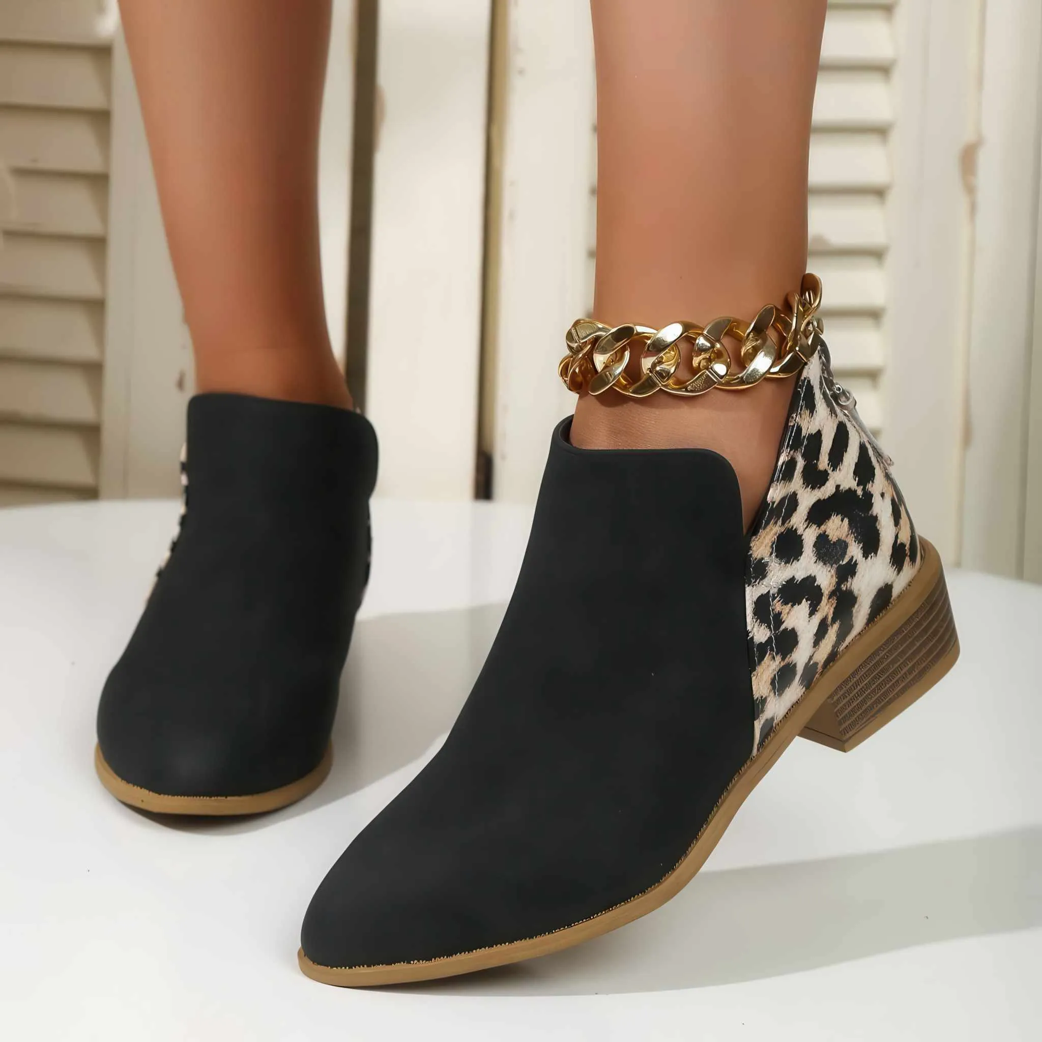 Glow Chic's Fashionable Leopard Print Boots – Pointed Toe Chunky Heel with Back Zipper