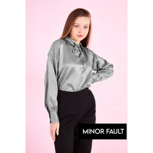 (Minor Fault) Grey Knotted Collar Satin Top