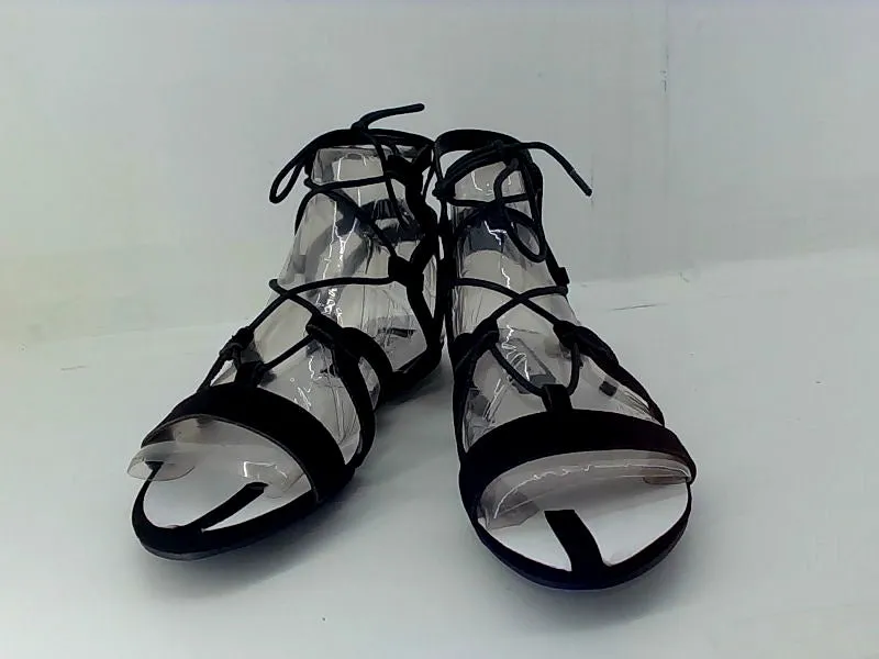 Steve Madden Women's Black Strappy Flat Sandal Size 7.5 Pair of Shoes