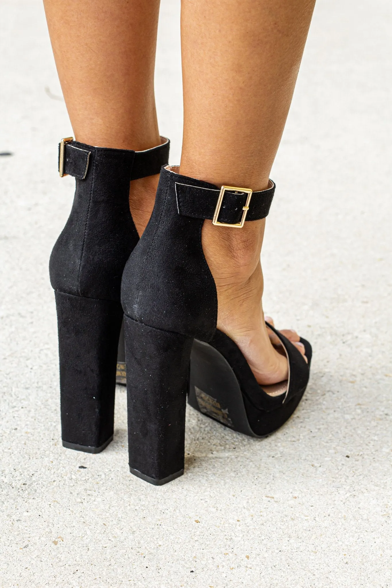 Volva Black Heels